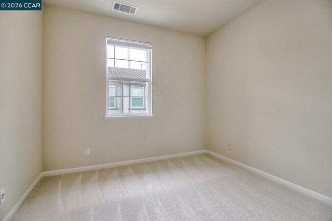 Building Photo - 2066 Mendocino Lane