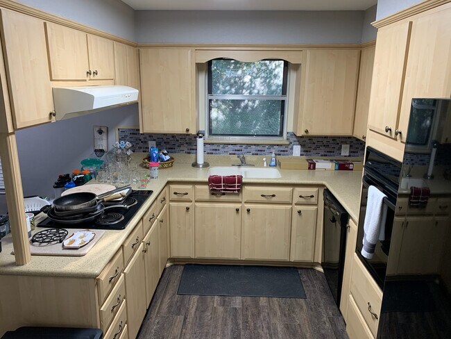 Building Photo - 312 Javelina Dr