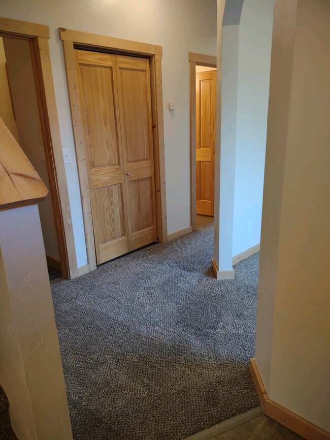 Building Photo - 155 Mulligan Ln