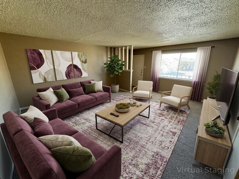 Building Photo - 2202 Hunt Dr