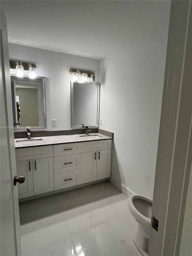 Building Photo - 29905 SW 149th Ct