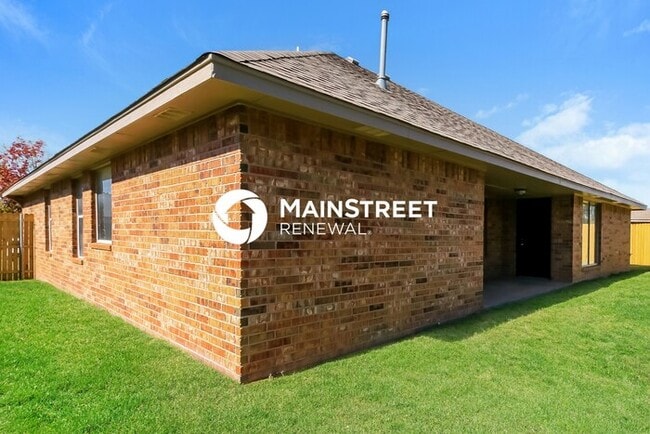 Building Photo - 3 Bedroom Pet-Friendly Home in Yukon, OK w...