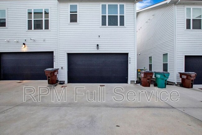 Building Photo - 508 Vernon Cir