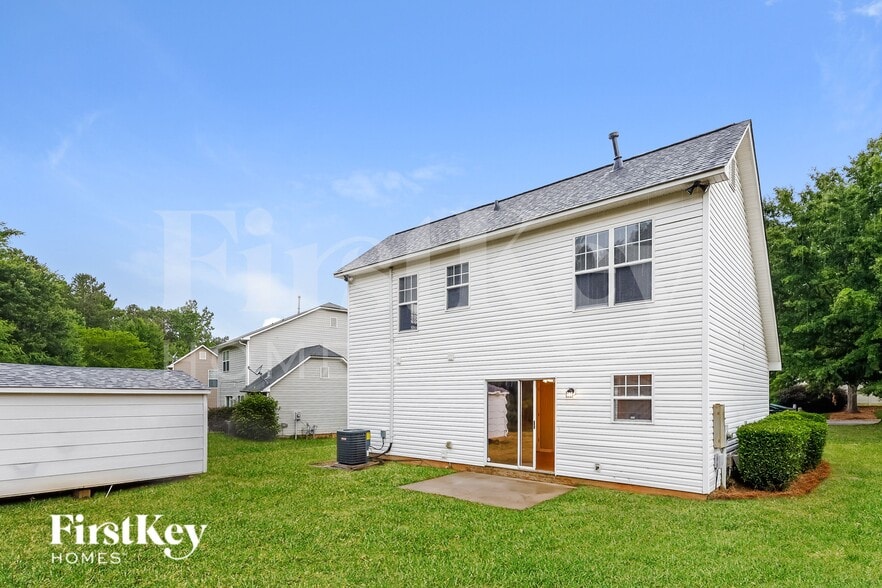 Building Photo - 885 Raindrops Rd