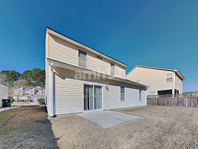 Building Photo - 116 Stoney Creek Way