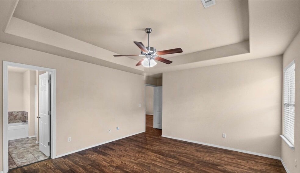 Building Photo - 630 Saddlehorn Dr