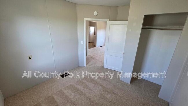 Building Photo - 2735 W 10th St