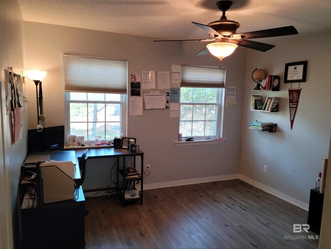 Building Photo - 1000 Dolive Springs Dr