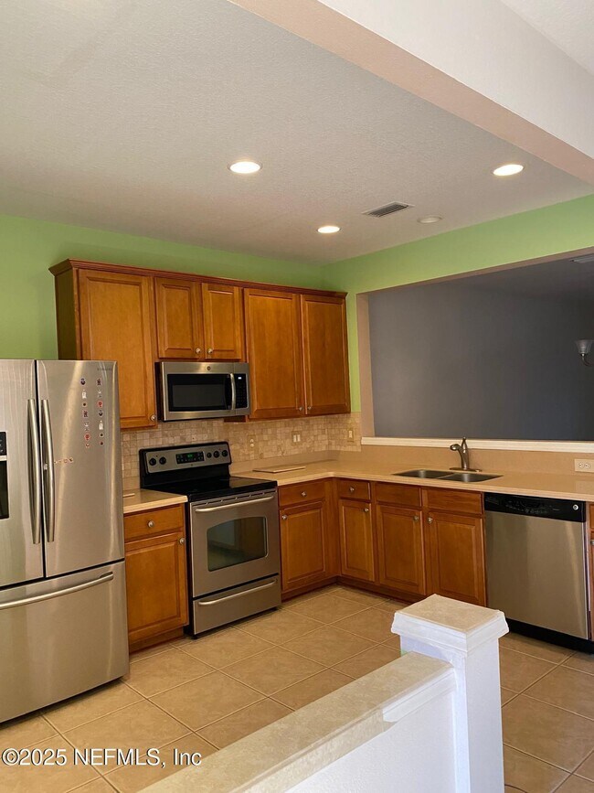 Building Photo - 4204 Crownwood Dr