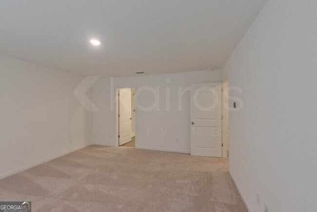 Building Photo - 109 Flat Rock Ml Trl