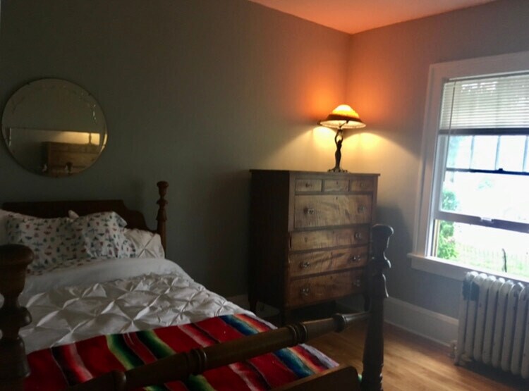 Bed room 1 - 3400 Fremont Ave S