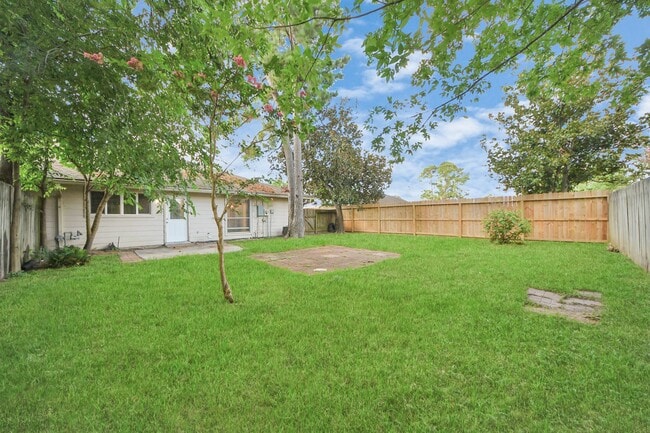 Building Photo - 26722 Cypresswood Dr