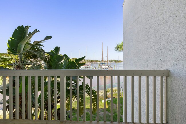 Building Photo - 909 S Ponce De Leon Blvd