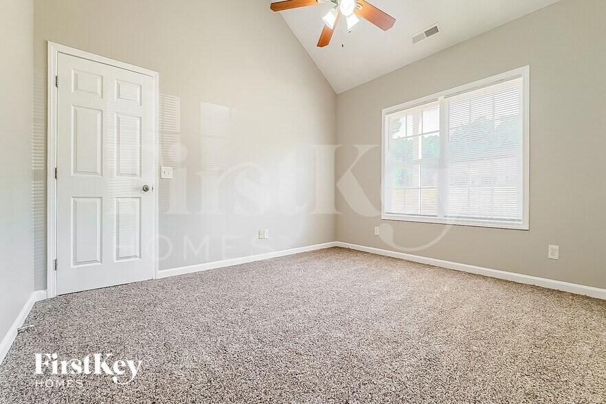 Building Photo - 225 Indian Springs Dr