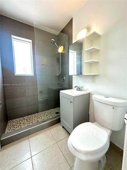 Building Photo - 800 85th St