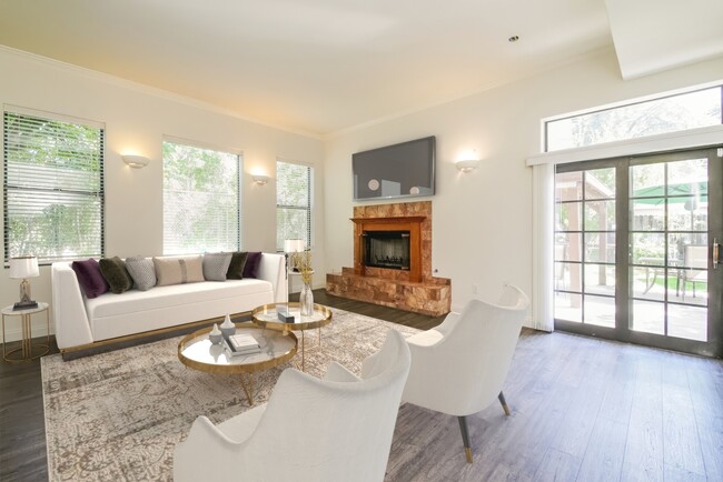 Building Photo - 17721 San Jose St