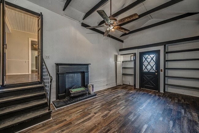 Building Photo - Home For Rent in SW Ardmore!