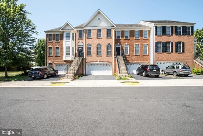 Building Photo - 203 Misty Pond Terrace