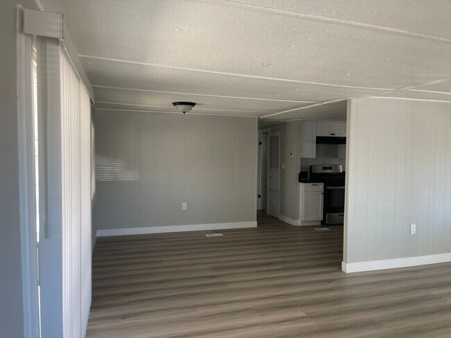 Building Photo - Nice Home For Rent