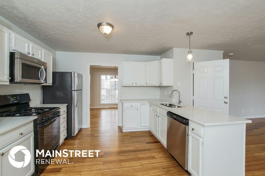 Building Photo - 1517 Randall Park Dr