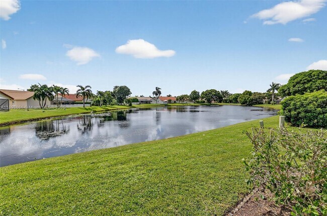 Building Photo - 9645 El Clair Ranch Rd