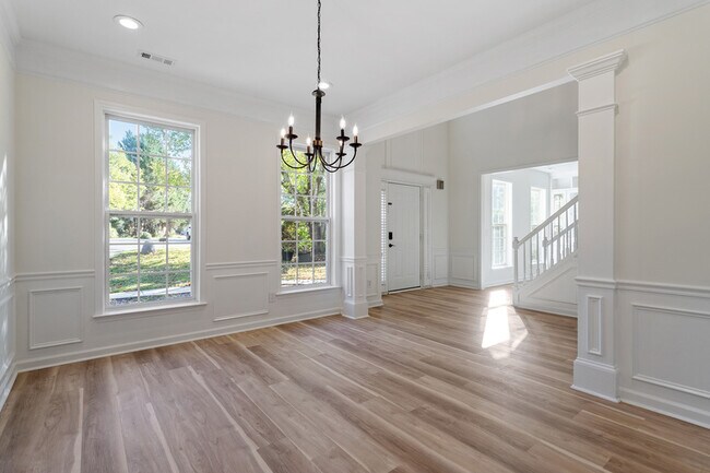 Building Photo - 2507 Dawn Ridge Ct