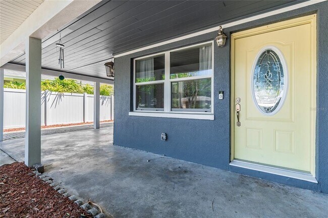 Building Photo - 4106 W Carmen St