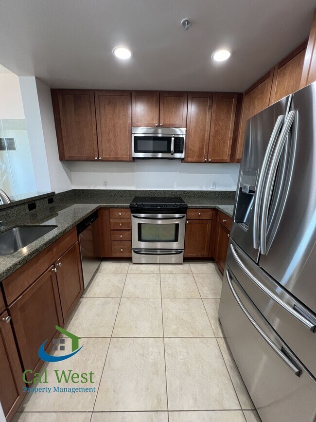 Building Photo - $2895-7th Floor 1 Bd/1 Ba Executive Condo in Beautiful Luxury Complex/City Heights