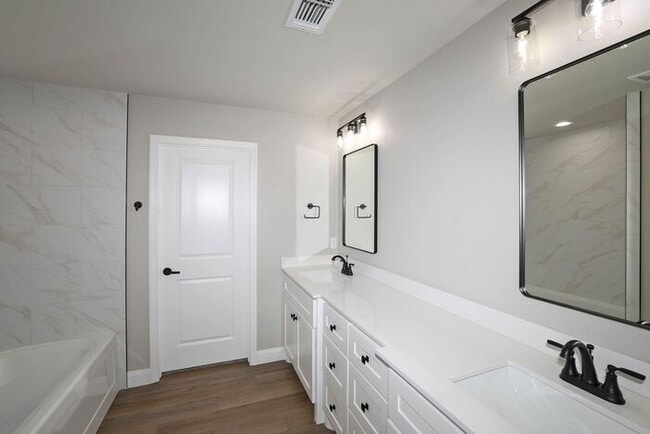 Building Photo - 4707 Scotty Dr