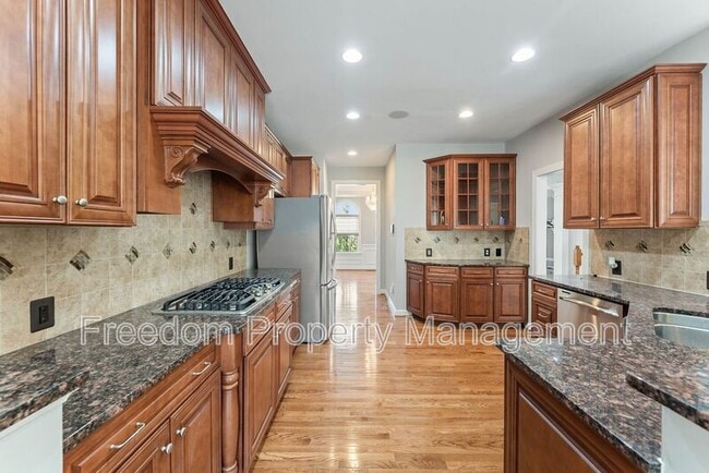 Building Photo - 42524 Rowderbury Square