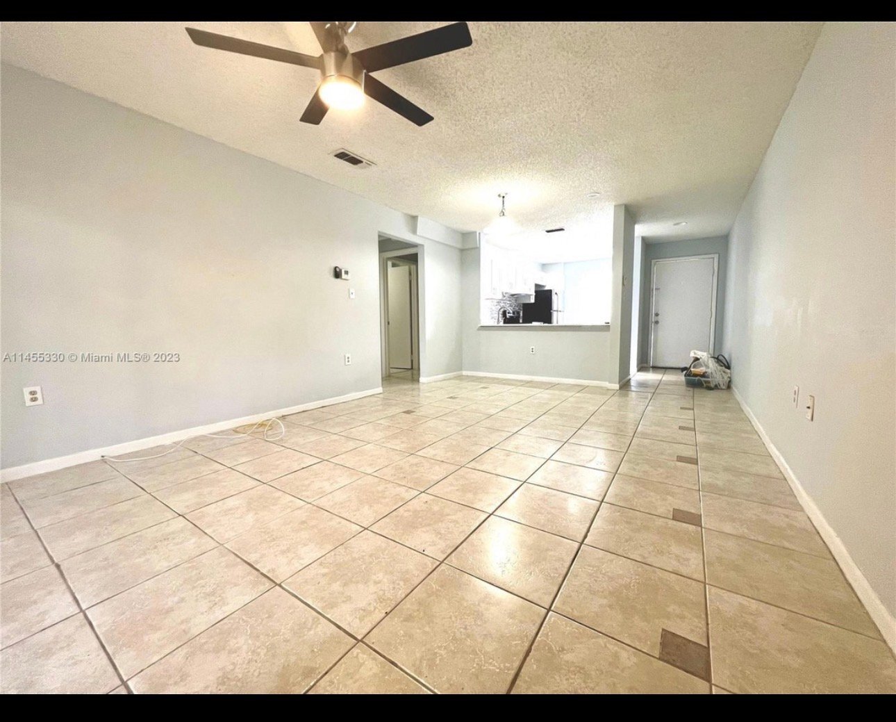 Building Photo - 8057 SW 21st Ct