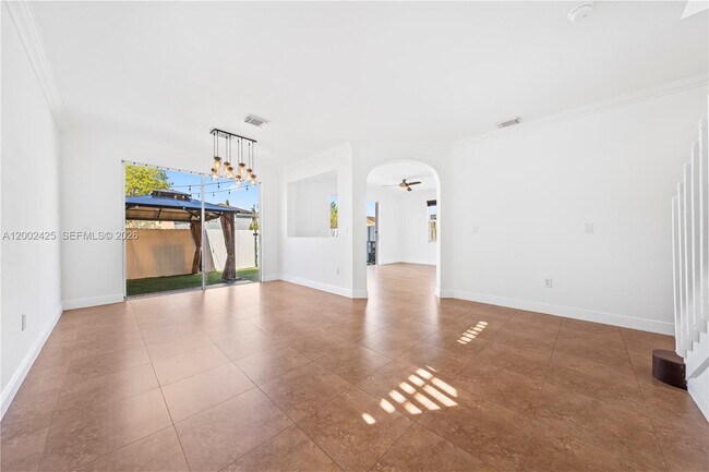 Building Photo - 27460 SW 138th Path