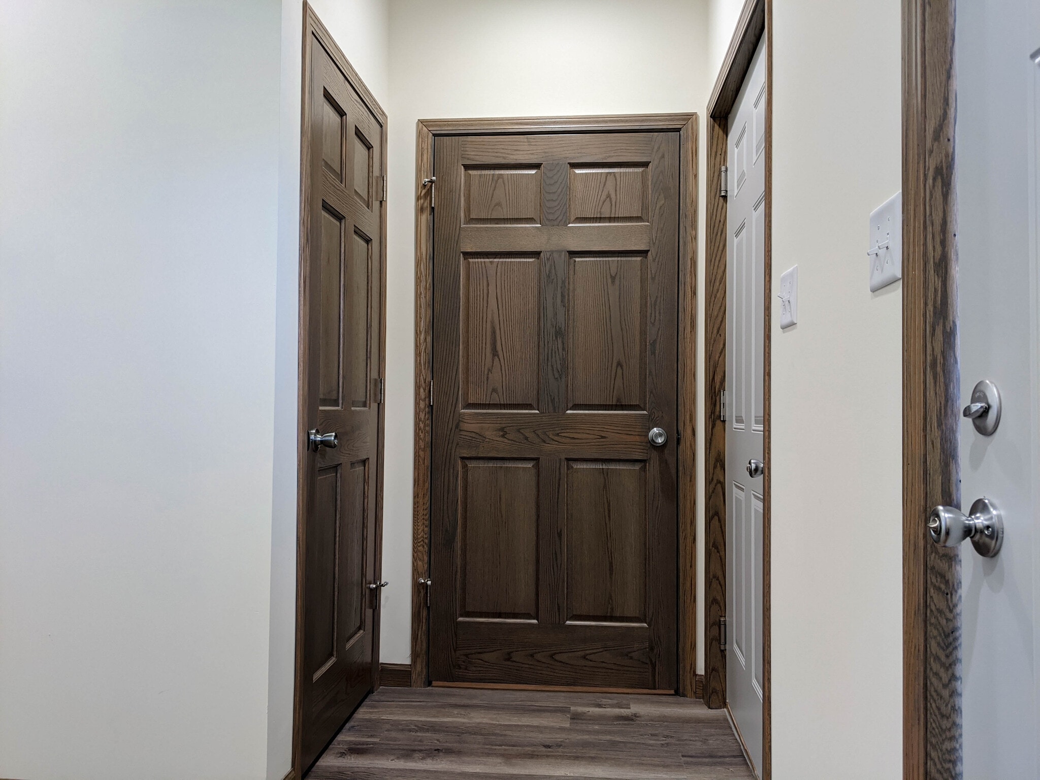 Building Photo - 612 Commercial Dr