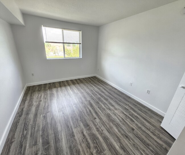 Building Photo - 17602 NW 25th Ave