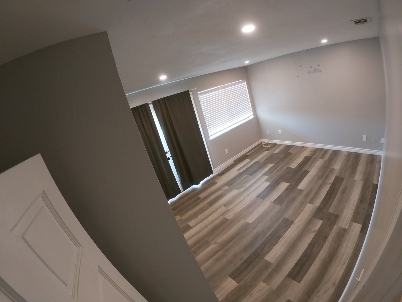 Master Bedroom - 17350 Pinnell St