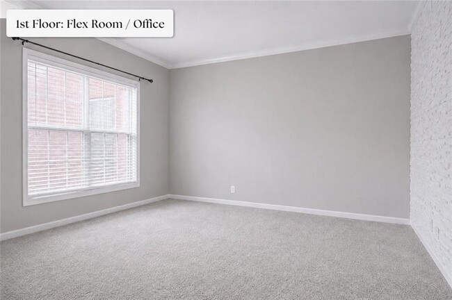 Building Photo - 380 Simonton Crest Dr SE