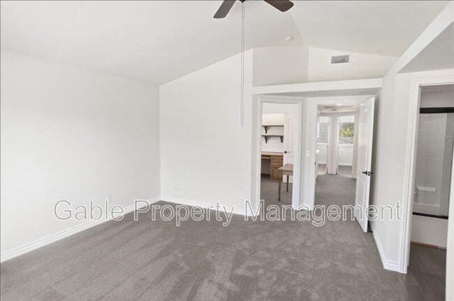 Building Photo - 28012 Florence Ln