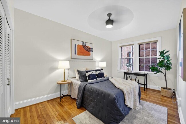 Building Photo - 2707 Adams Mill Rd NW