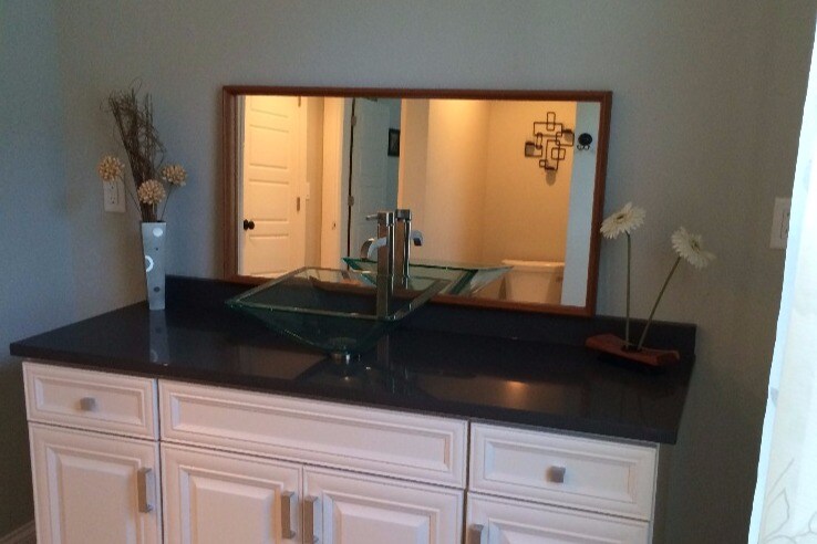 Bath main floor - 2547 S Shore Dr