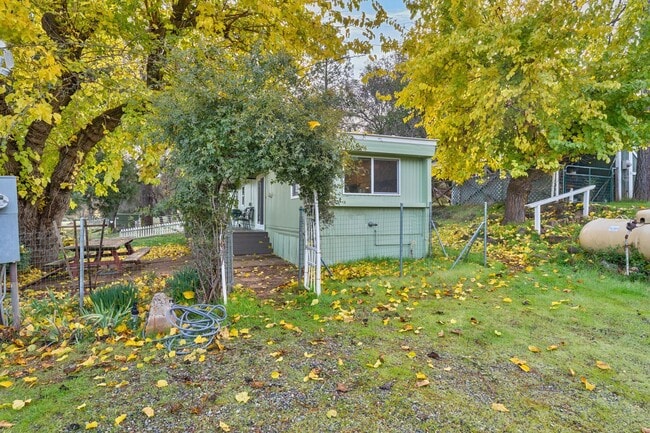 Building Photo - Cozy 1 Bedroom ADU With Stunning Pasture & Pond Views in Rescue!