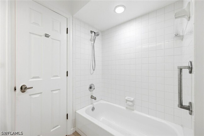 Building Photo - 2505 Sailors Way