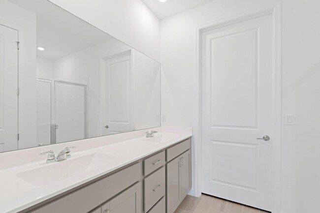 Building Photo - 5807 Shining Sea Ct