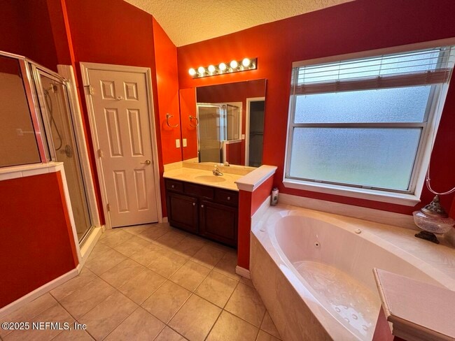 Building Photo - 12067 Hanson Creek Dr