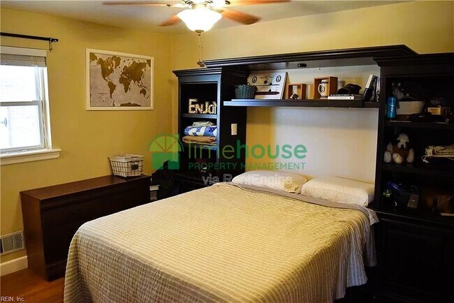 Building Photo - 1439 Simpson Ct