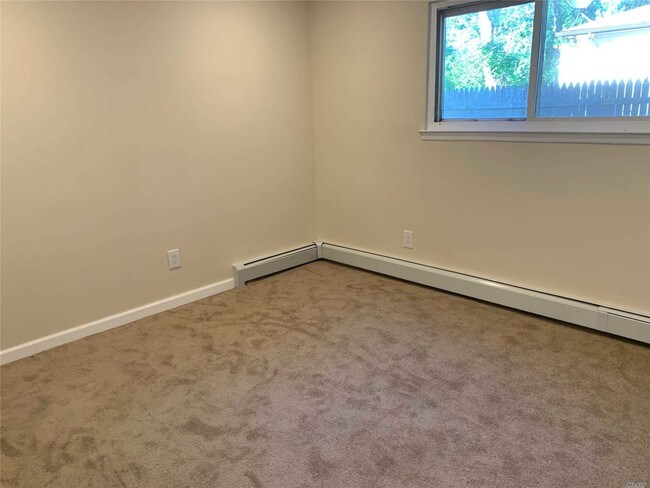 Building Photo - 177 Mastic Blvd