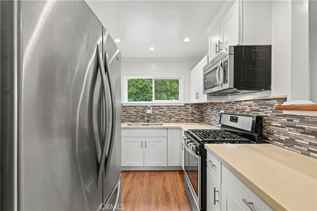 Building Photo - 65 Grace Terrace