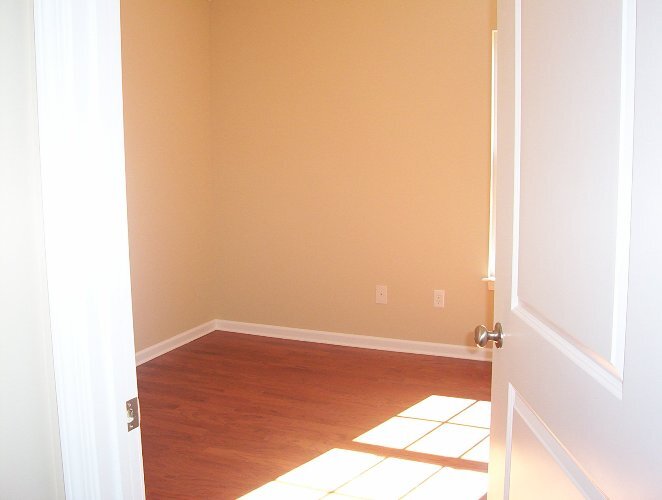 Second Bed room w/ Closet - 10304 Iverson Lane