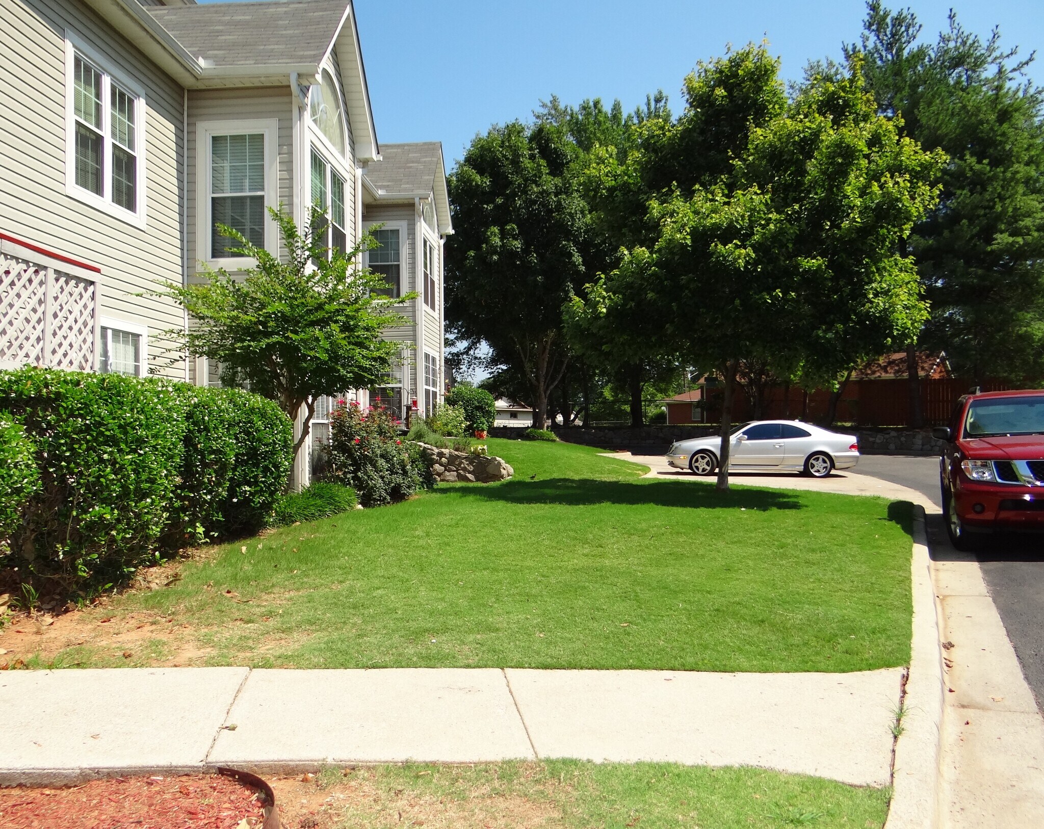 Front of Unit - 1057 Stones Throw Dr NW