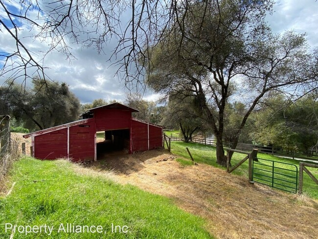 Building Photo - 3 br, 2 bath House - 3059 Winter Creek Road