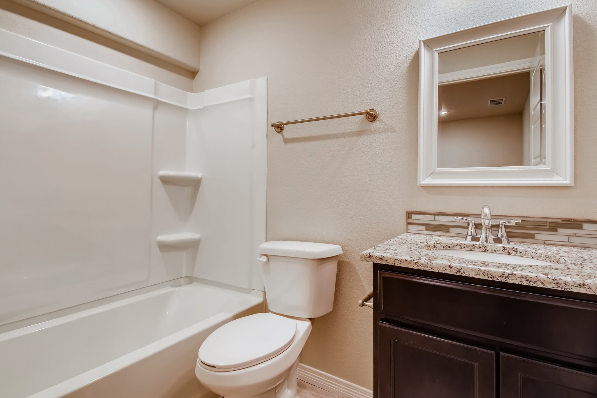 Basement bathroom - 6104 Burdock Ct